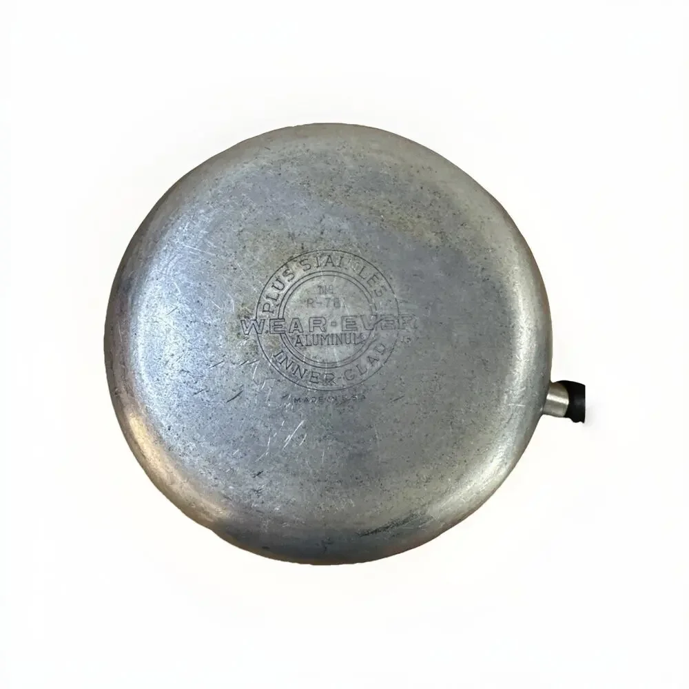 Vintage Wear-Ever 1 QT R-781 Aluminum Sauce Pan & Lid - MCM Atomic